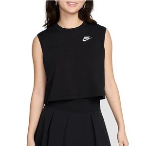 Nike
Women's Sportswear Club Cropped Sleeveless T-Shirt Size XS NWT